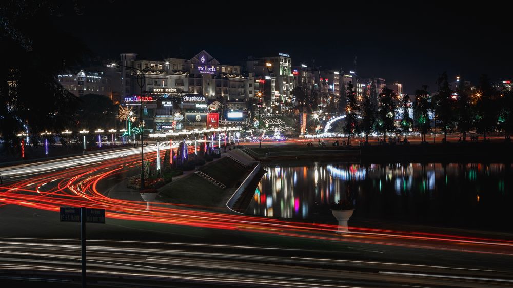 Photograph by Vladimir Schelkunov