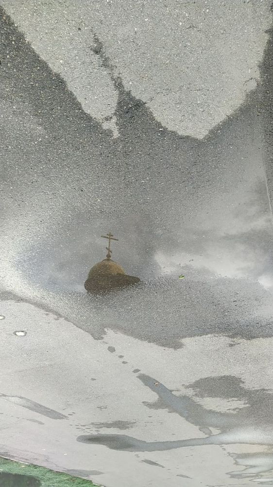 Photograph by Nadin Gaaze