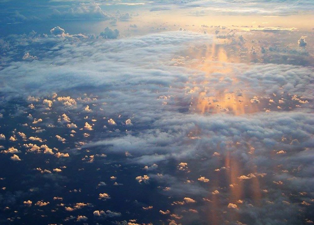 In the sky between Darwin and Singapore