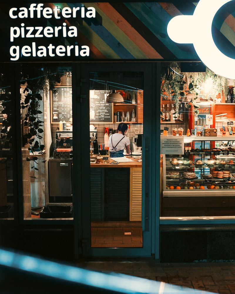 Фотография автора Романенко Евгений