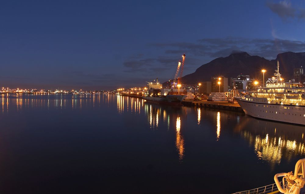 В Кейптаунском порту