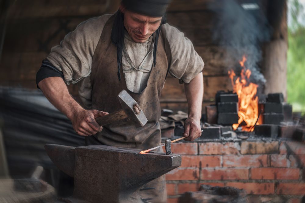 Мастер кузнец