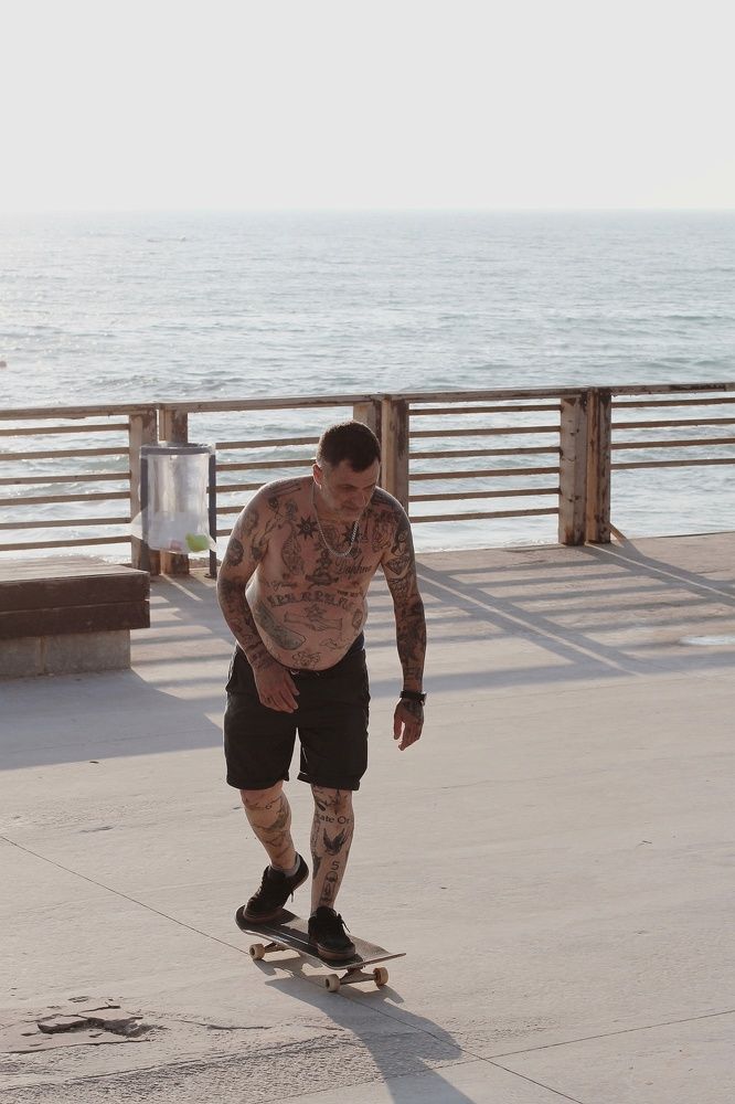 Photograph by Anna Strelzov