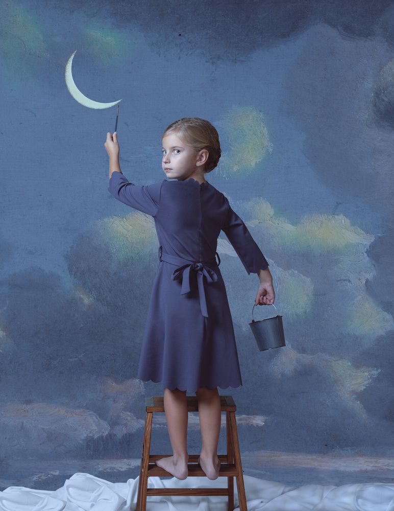 Painting the Moon