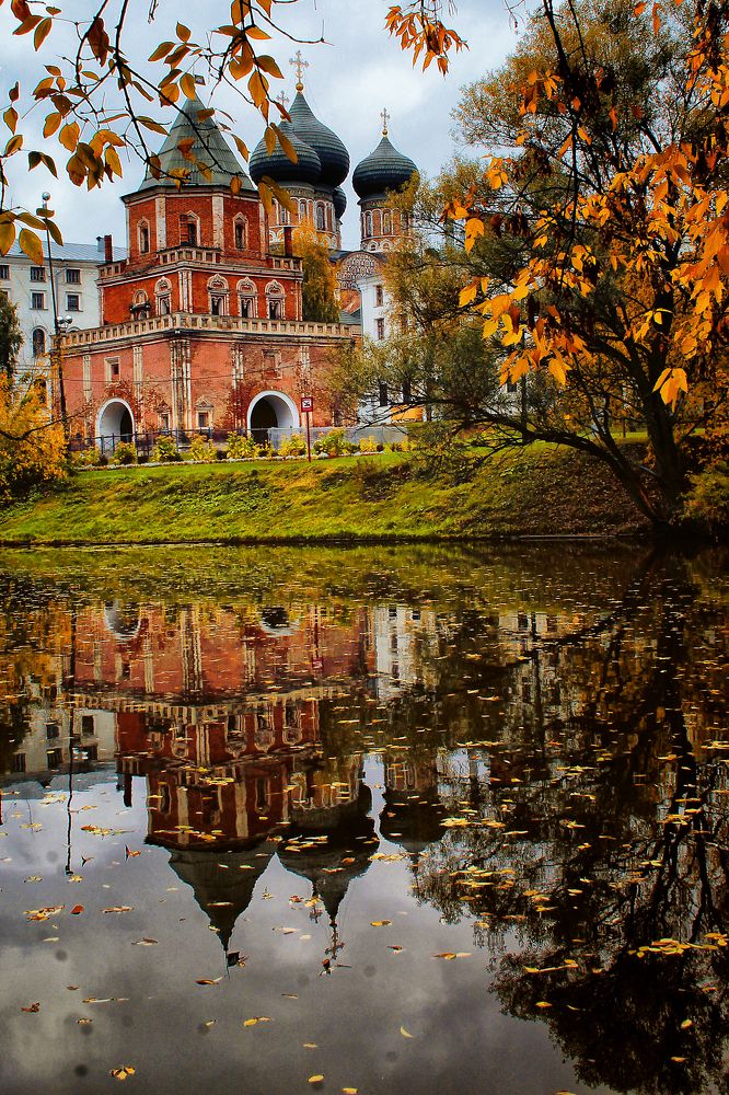 Photograph by Vitaliy Saposhnikov