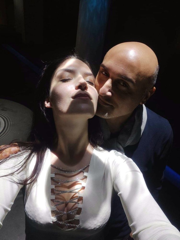 Под лучами счастья