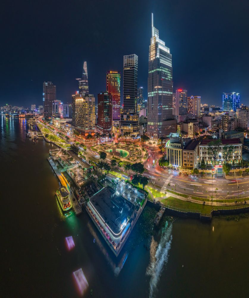 Photograph by Lê Huy Anh