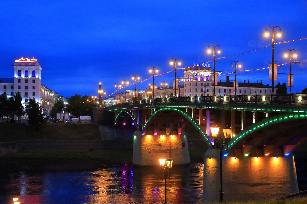 Ночной город.