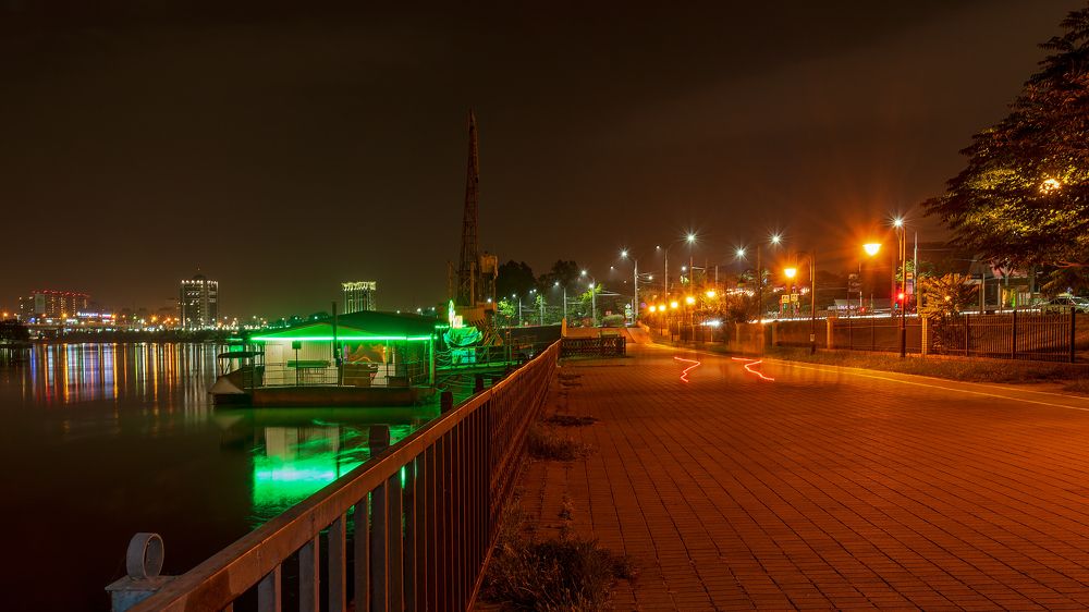 Набережная