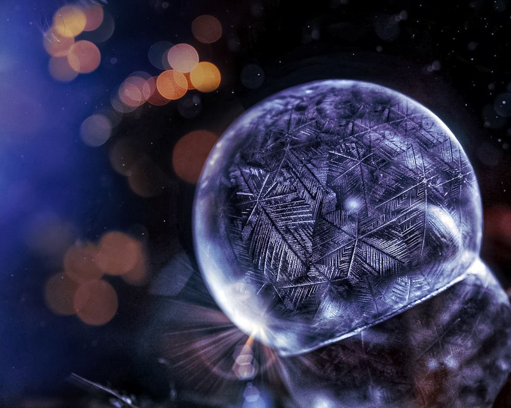 Мыльные пузыри на морозе