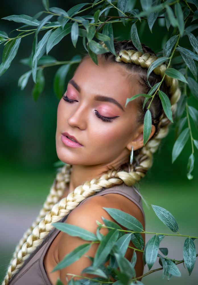 Photograph by Liza Hit