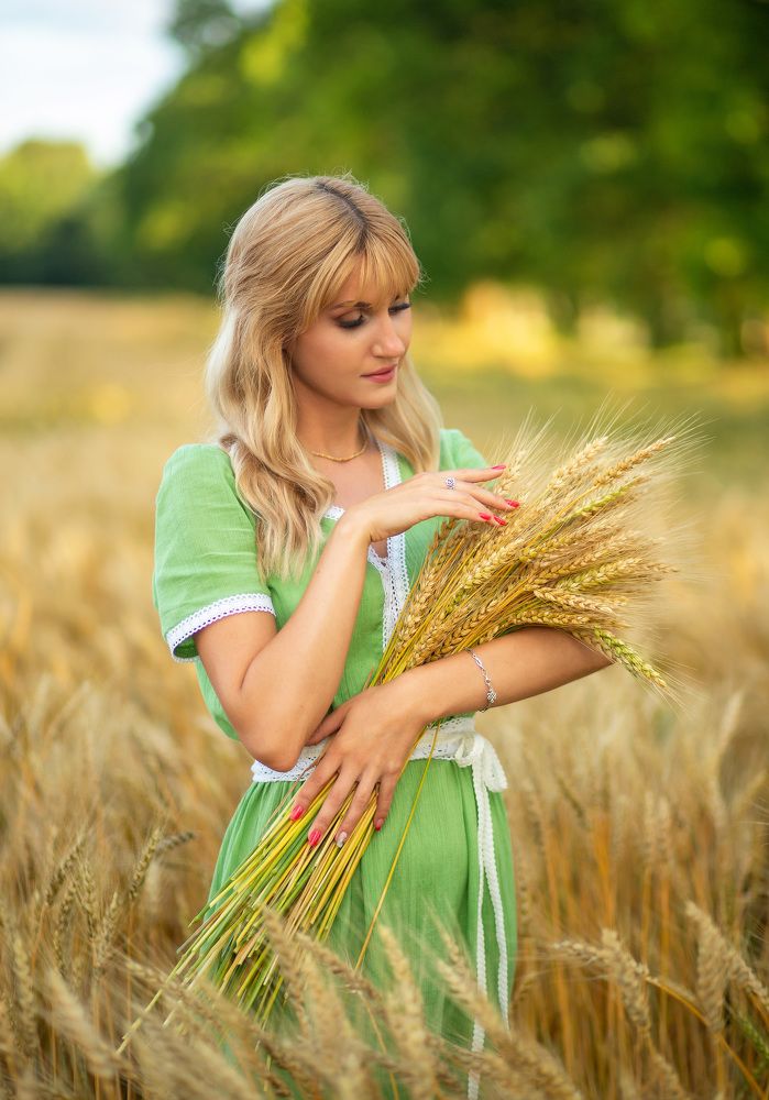 Photograph by Liza Hit