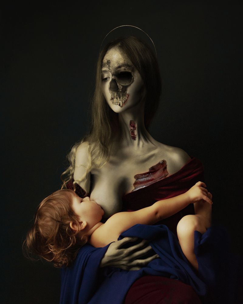 Photograph by Maria Silent