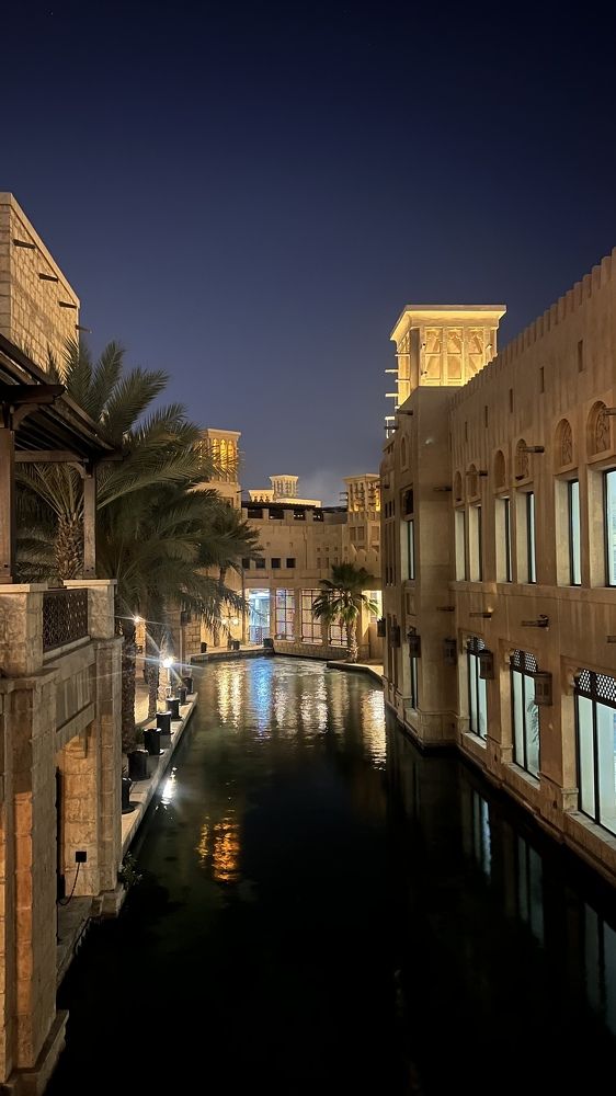 Фотография автора shima tabatabai