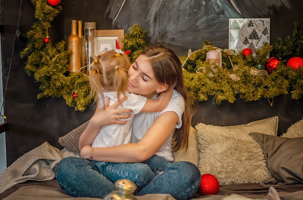 Мама с дочкой