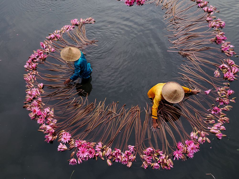 Photograph by Lugyanti Sukrisman