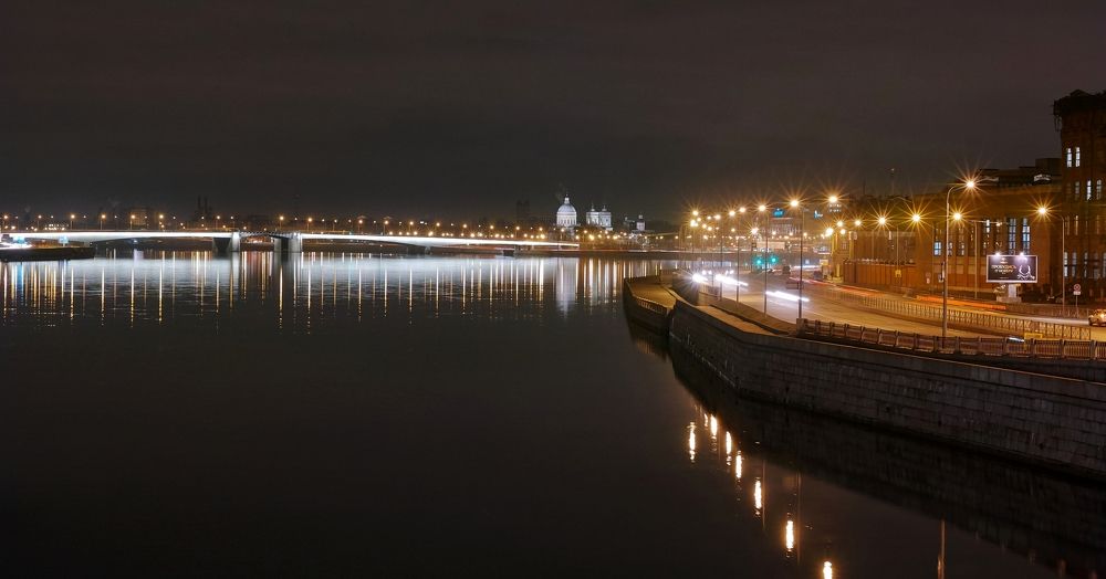 Тишина над Невой.