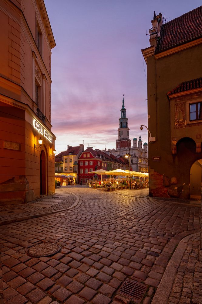 Photograph by Aliaksandr Taraikouski