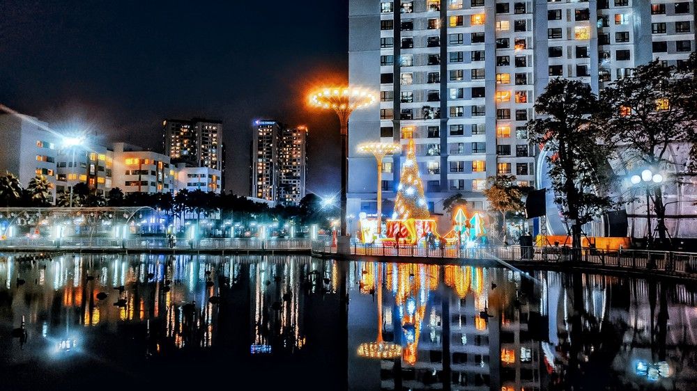 Photograph by Nguyen Long