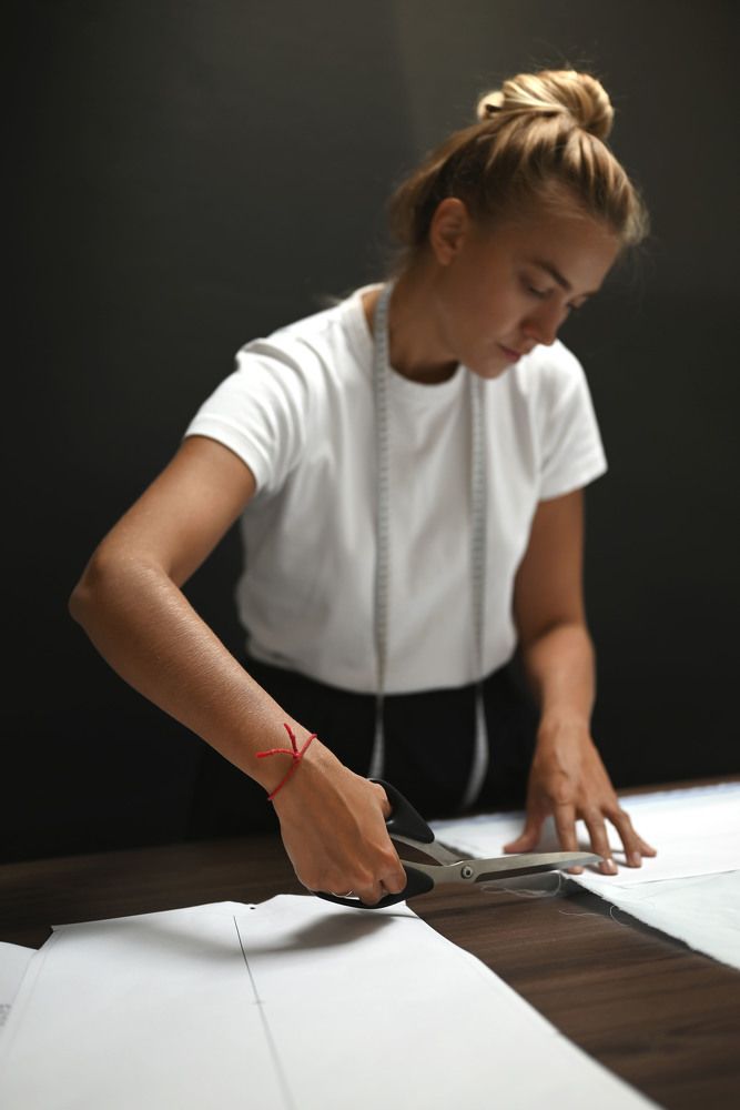 Fashion designer at work/ Модельер за работой