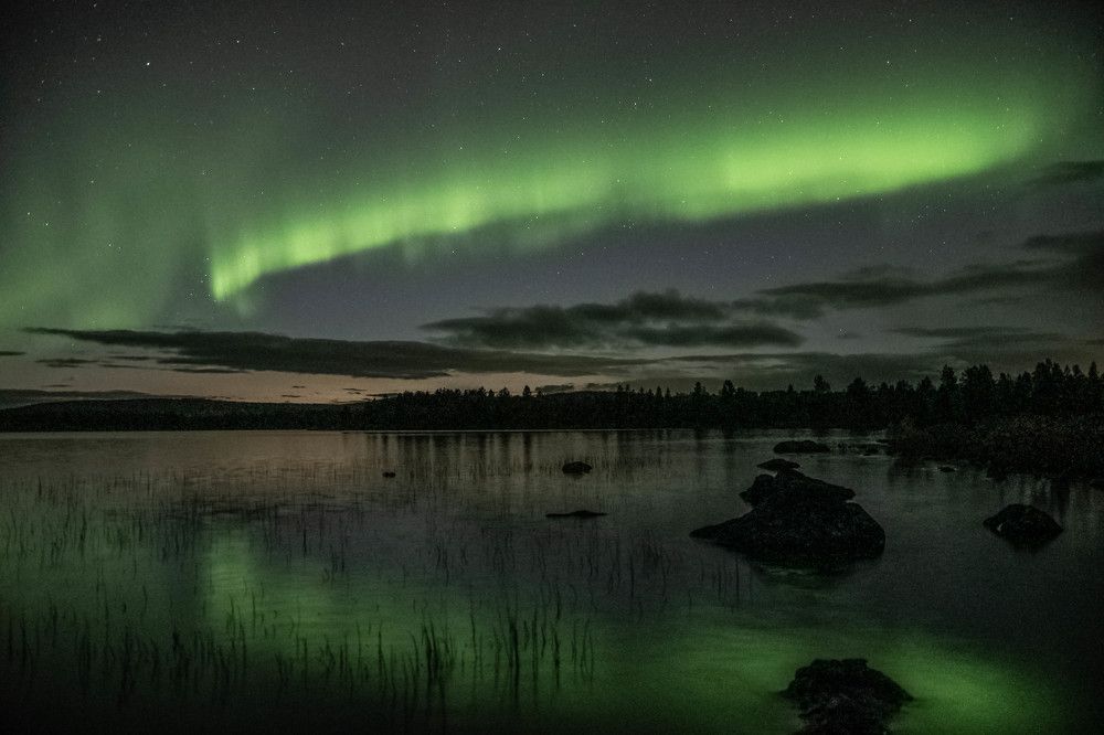 Сияние в озере