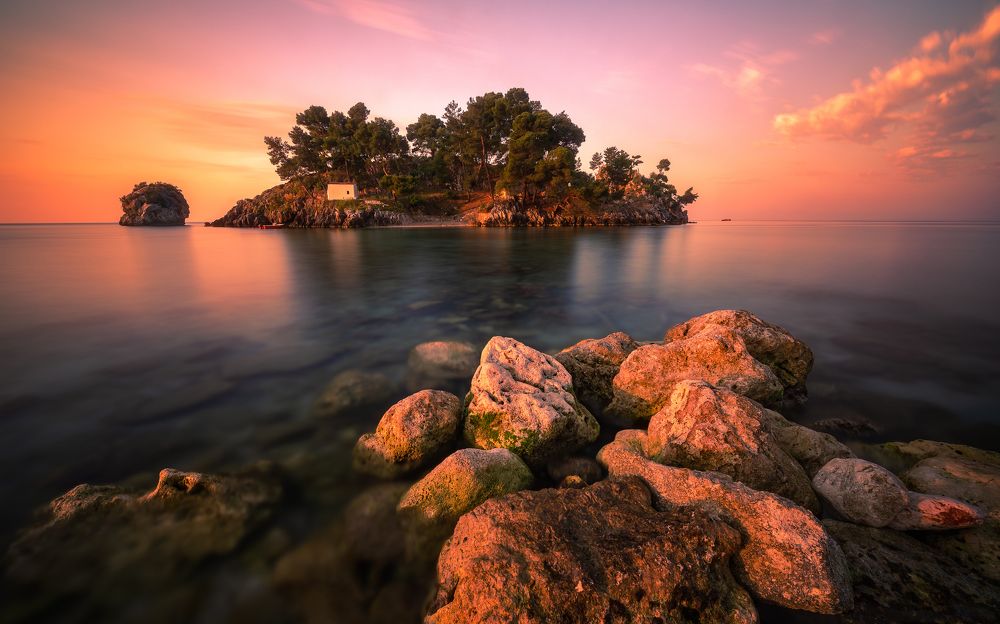 Photograph by Anastasios Gialopoulos