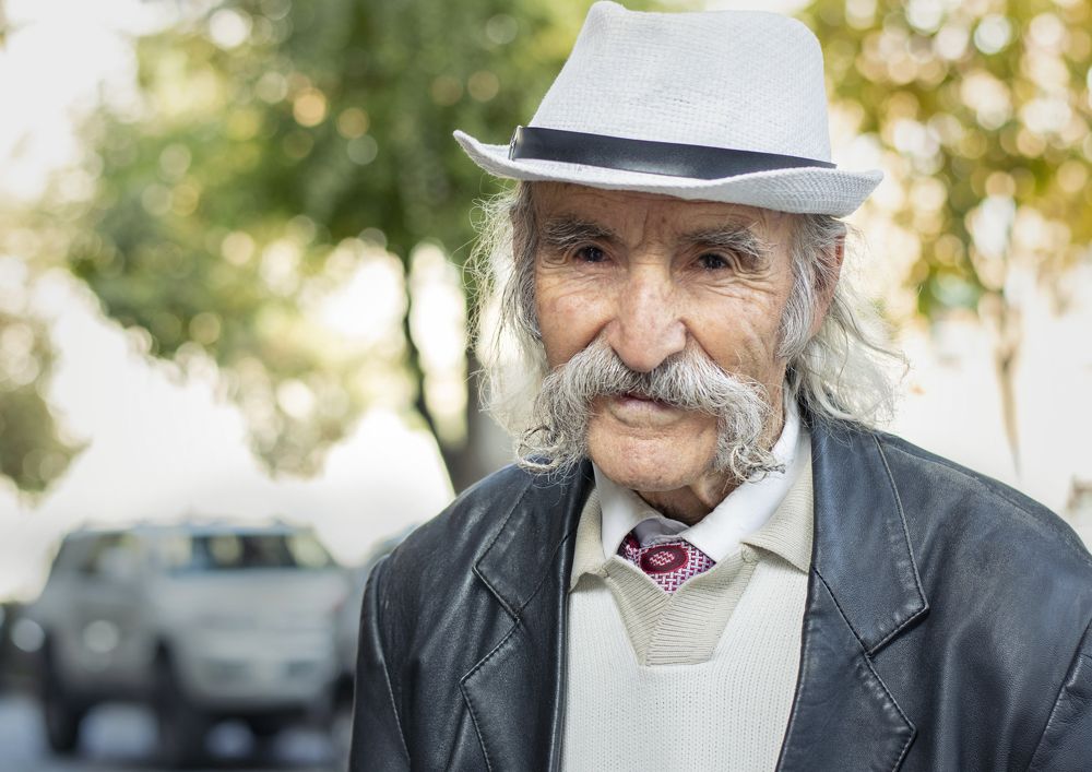 An intelligent old man