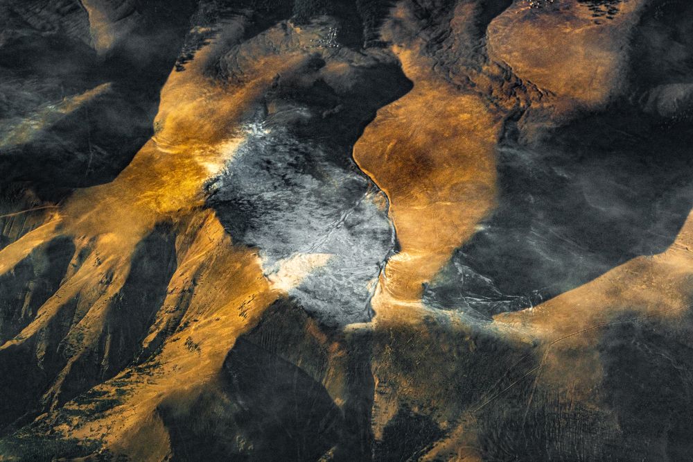 From Boing 747. 8000 meters.