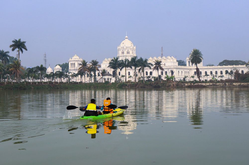 Photograph by Samit Bhattacharjee