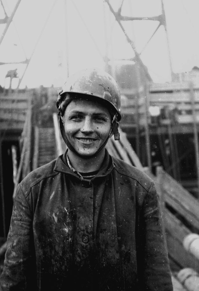 Помбур ... студент БНГС ППИ Костя Кувалдин... на практике...!