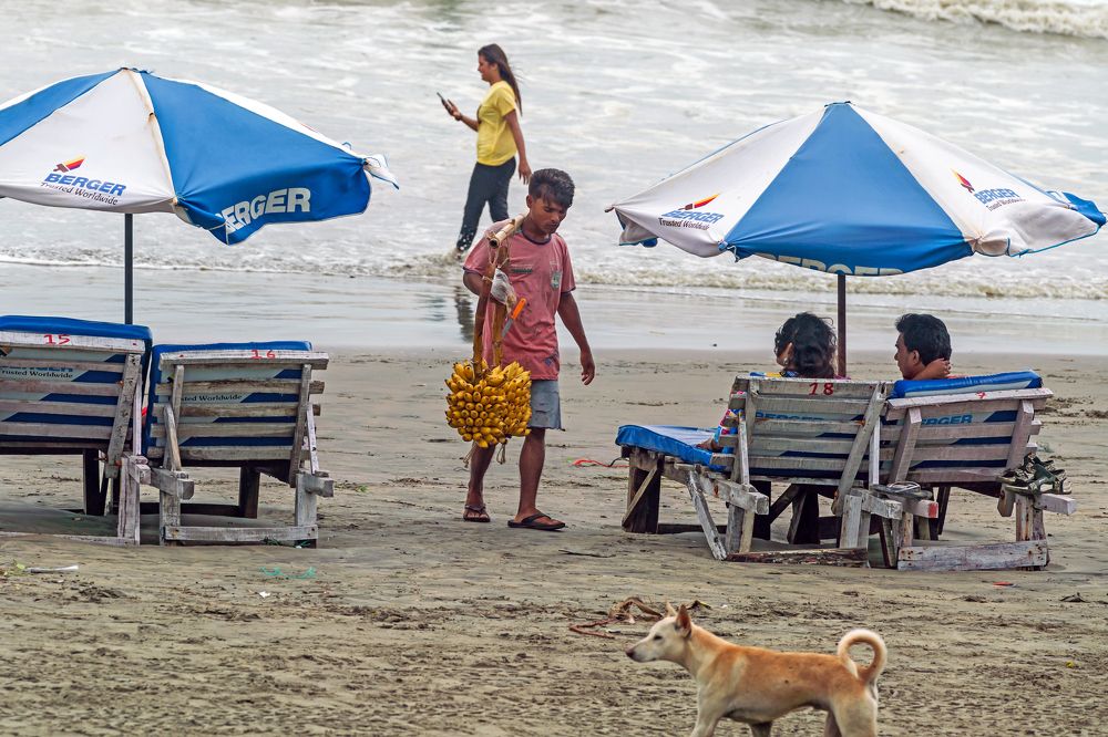 Hawker on the sea beach