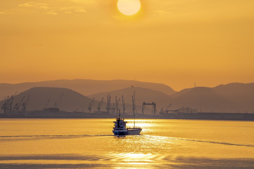 Photograph by Phạm Văn Tuấn