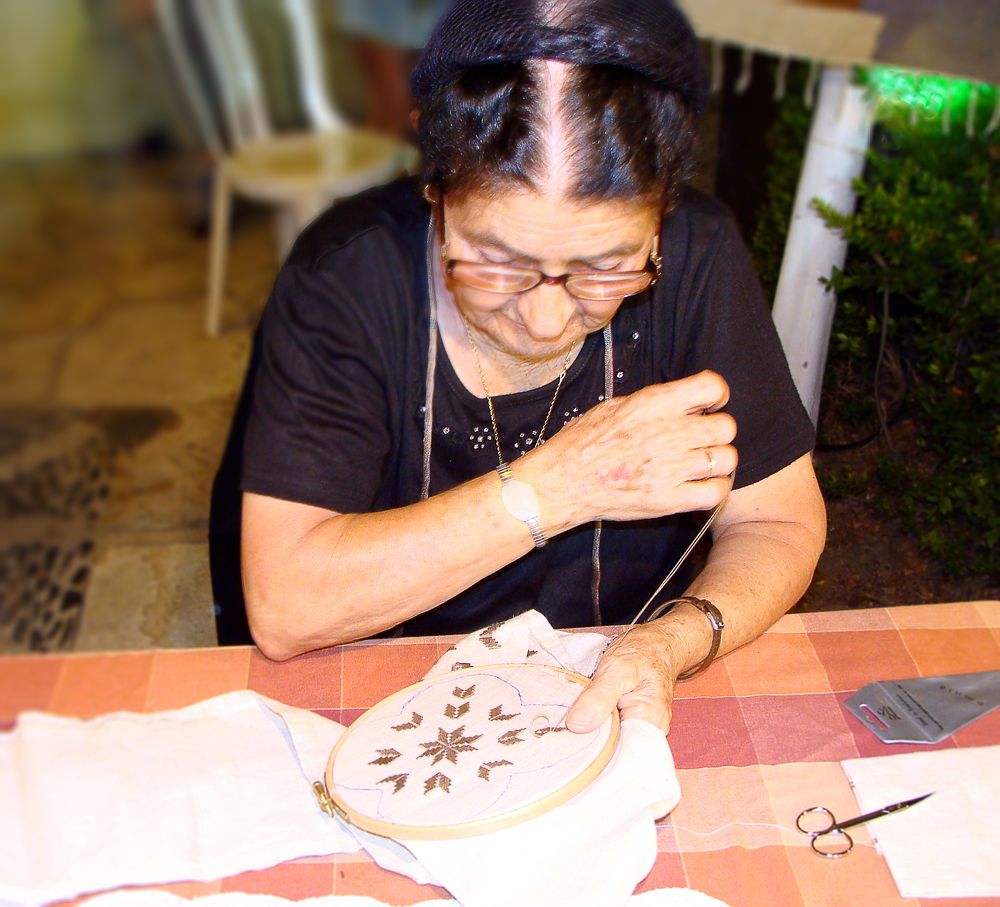 Кипр. Вышивка.