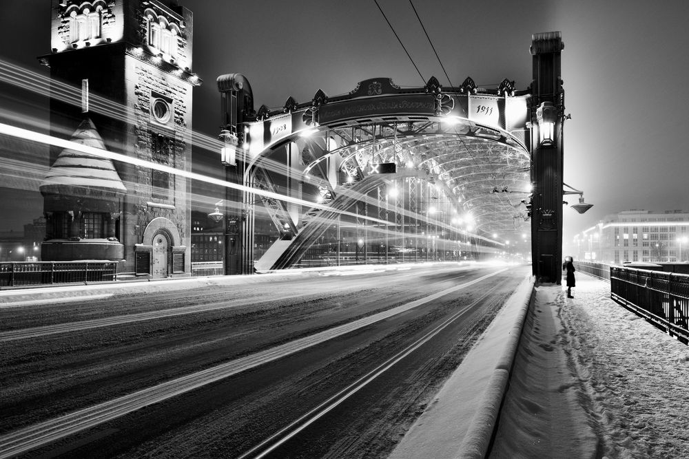 Ночной мост