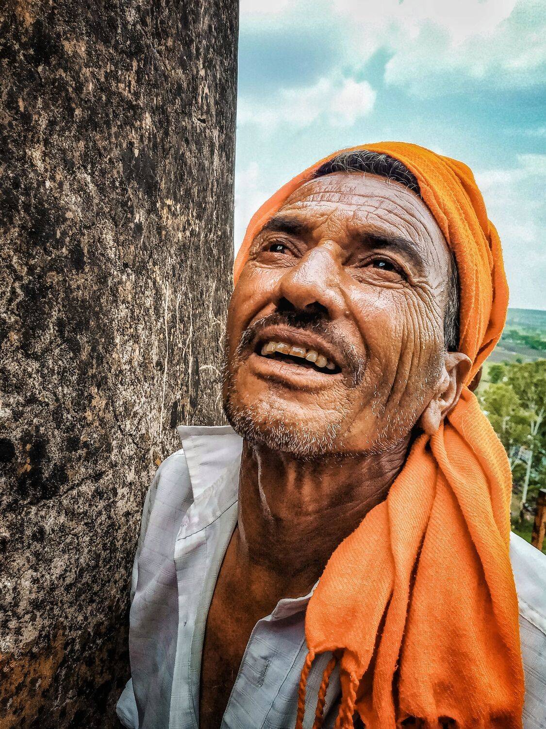 A happy face.