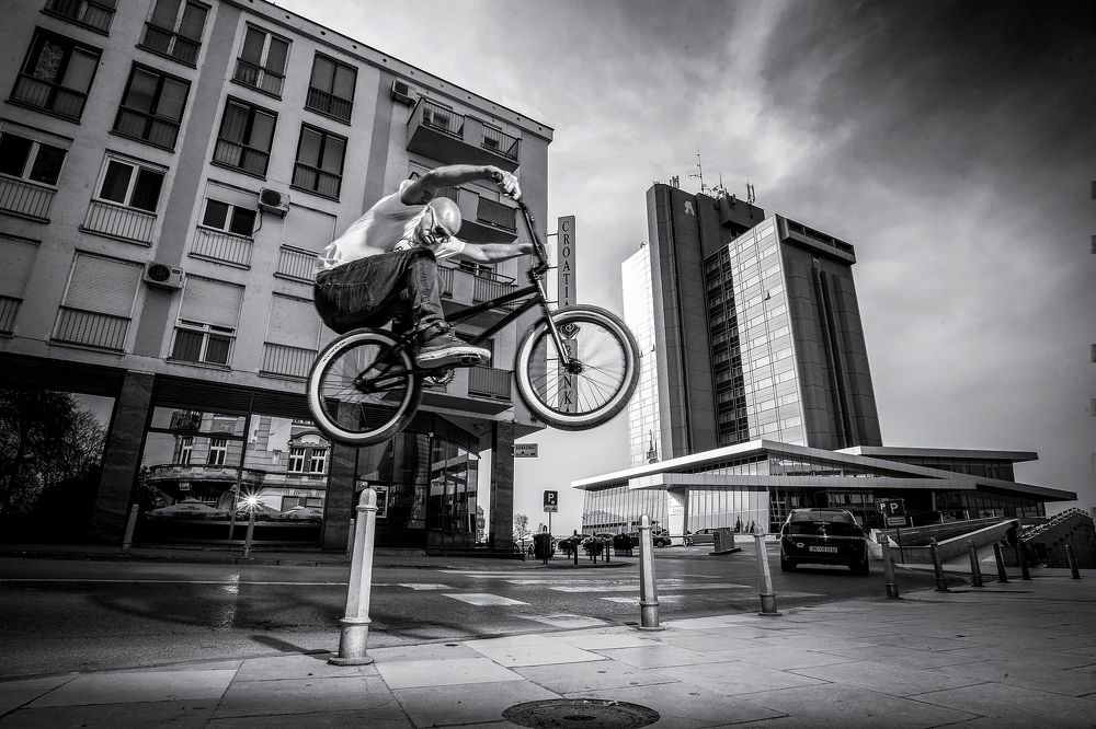 Photograph by Samir Kurtagić