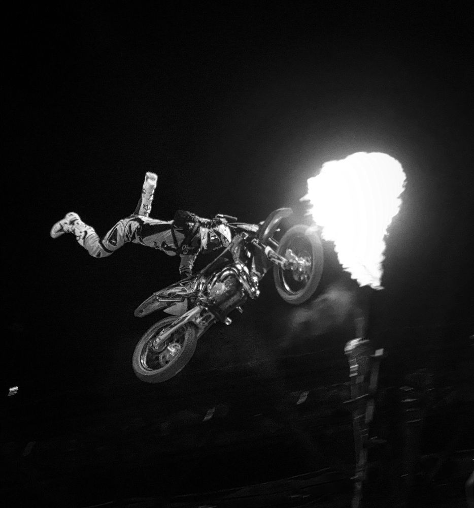 Летим на свет