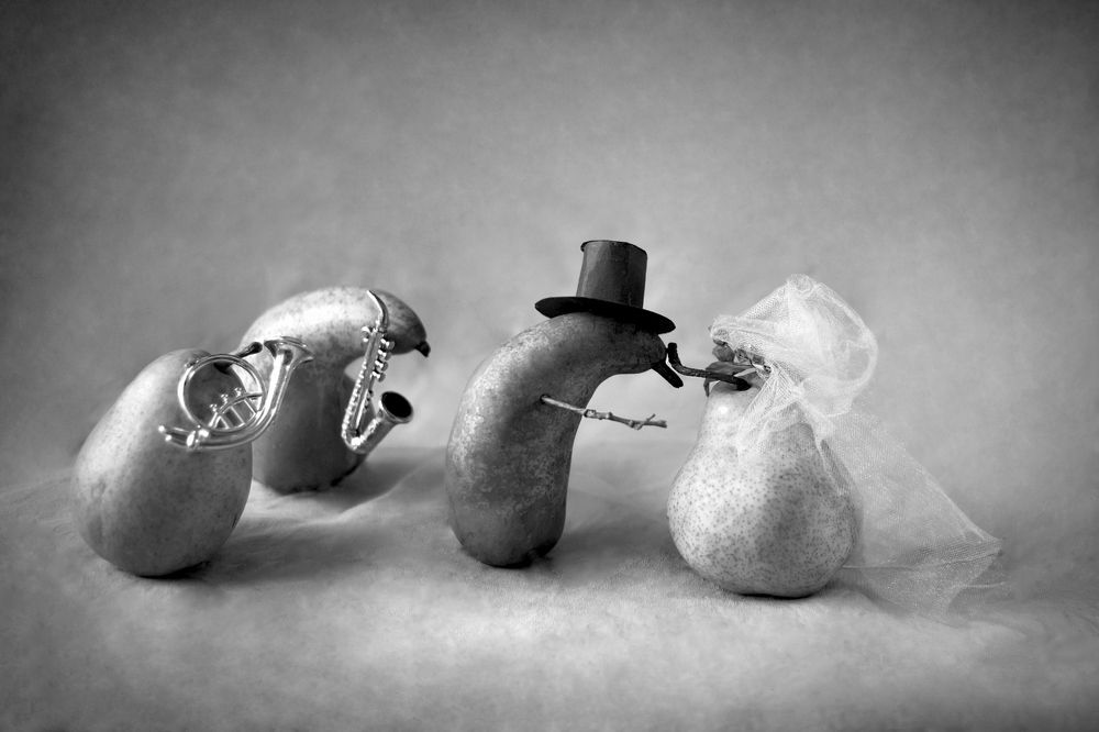 Предложение руки и сердца.