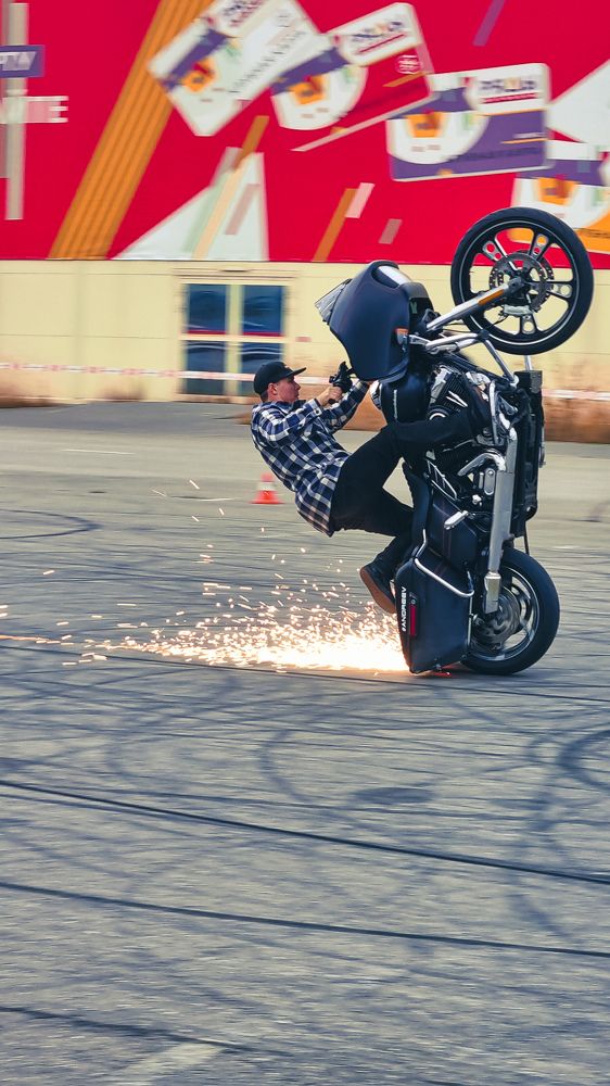 Выступающий стантрайдер