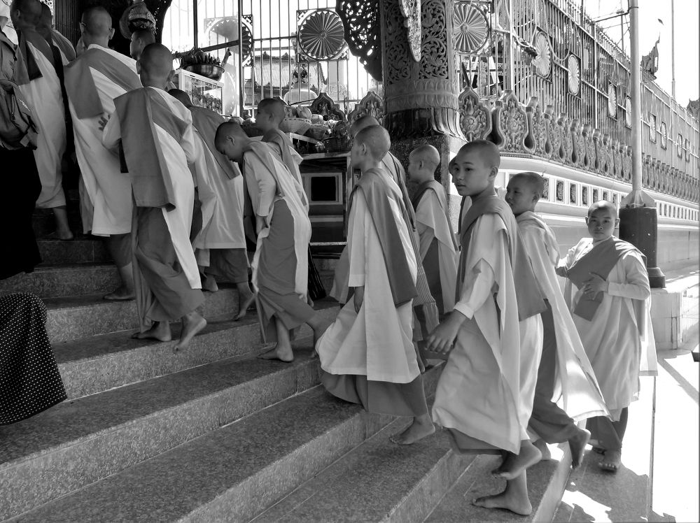 Buddhist children