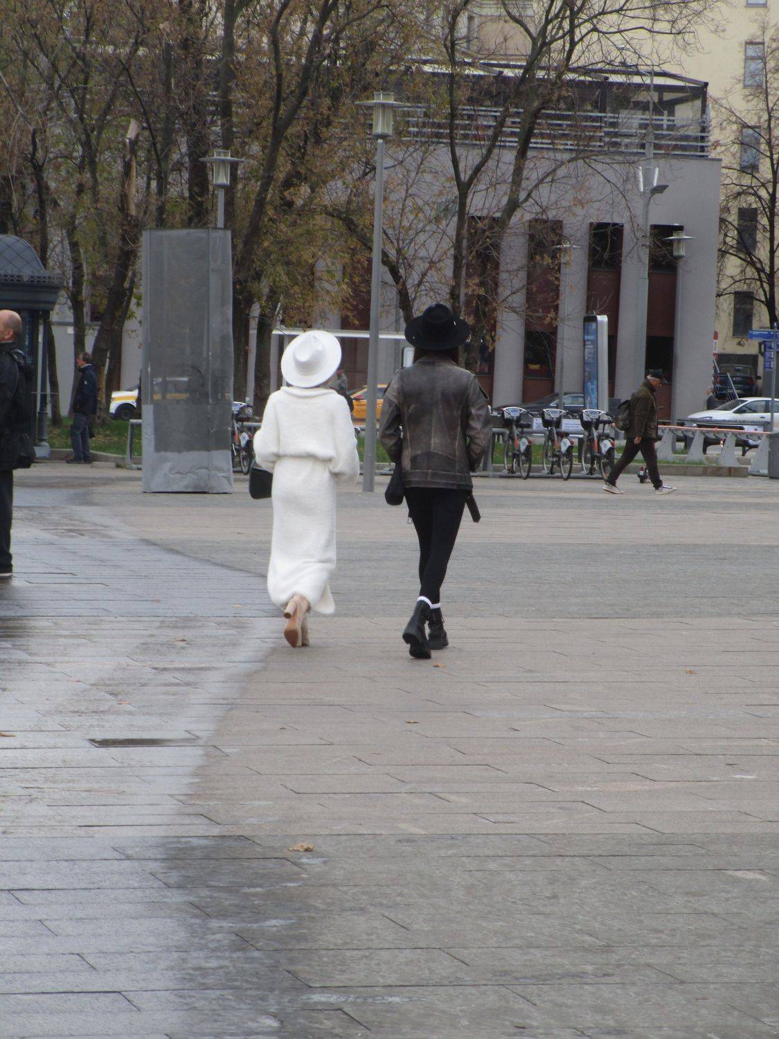 Photo #8528421