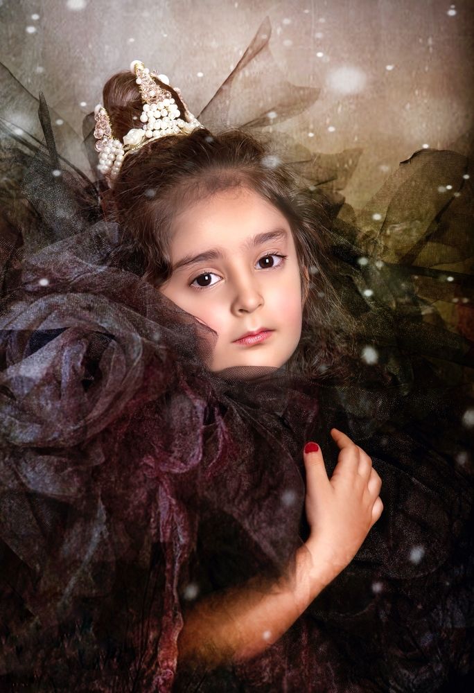 Photograph by Shahrzad Mahrooghi