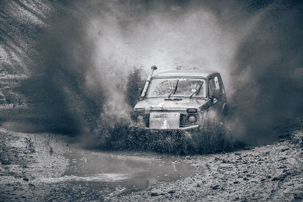 Весенний ухаб