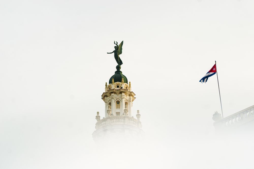 LOS ANGELITOS NO CAEN DEL CIELO