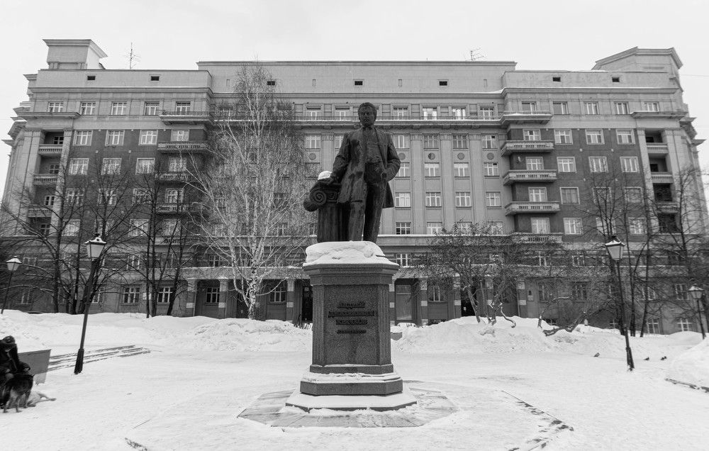 Фотография автора Максим Грибанов