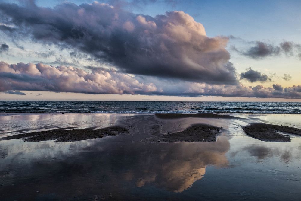 Photograph by Pere Arnaldo