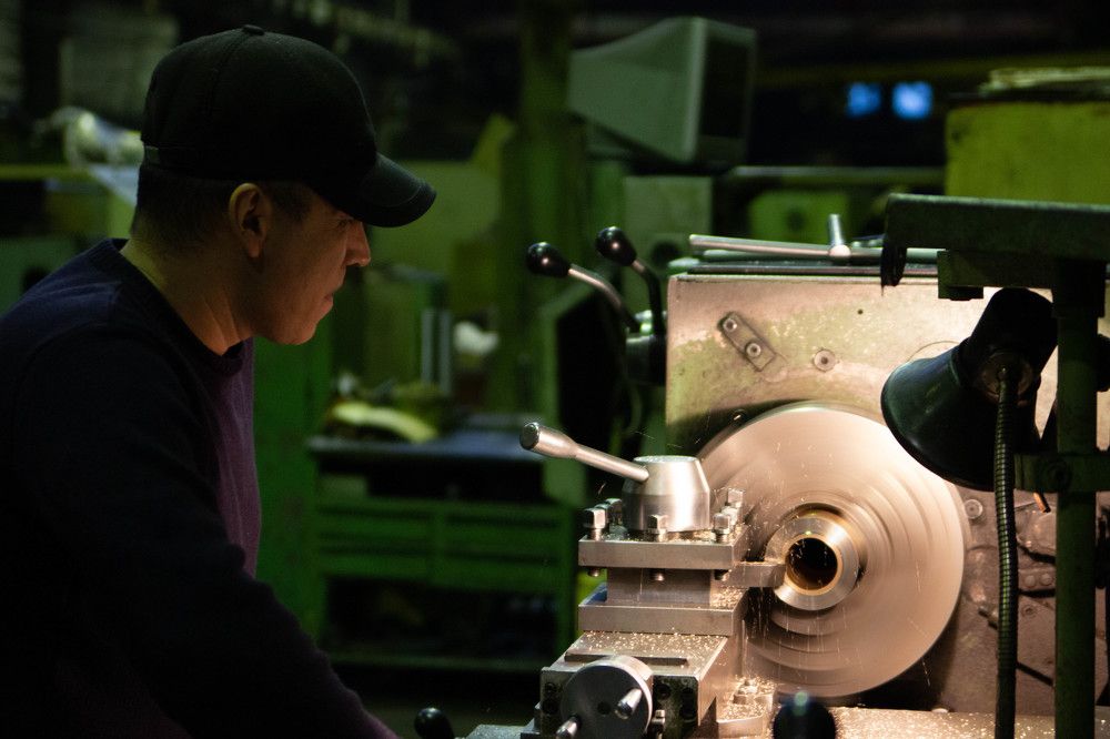 Момент из рабочего дня токаря