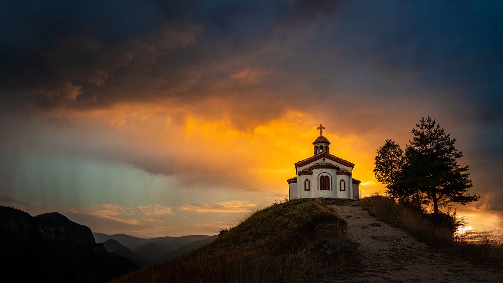 Фотография автора Alexander Dolapchiev