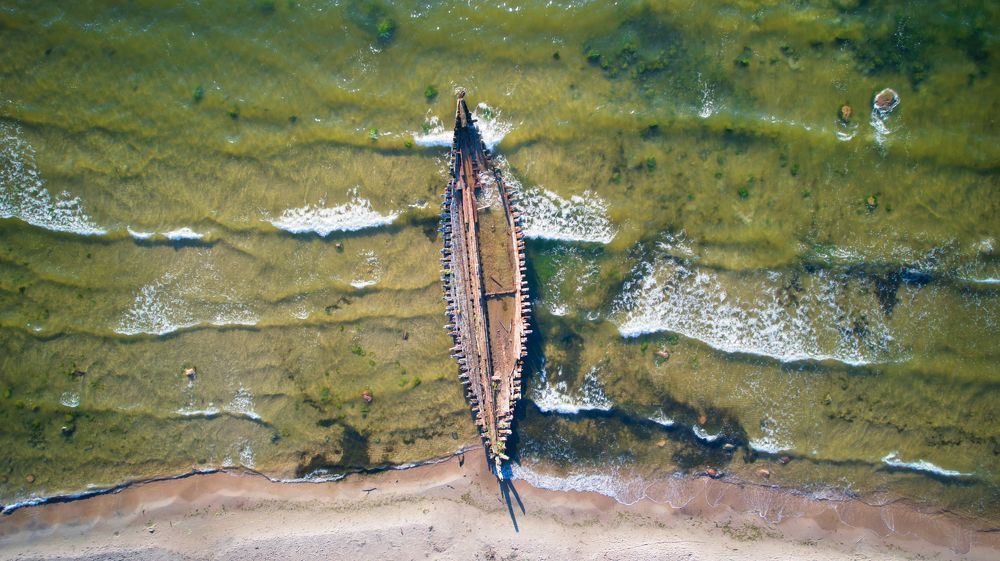 Photograph by Aleksei Belozjorov