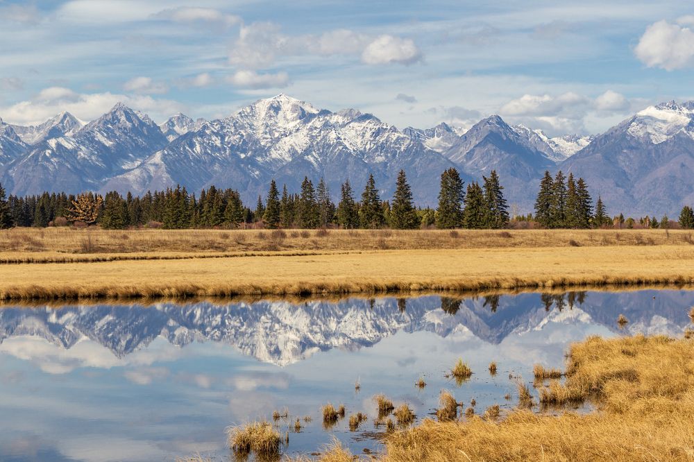 Озеро в Тункинской долине